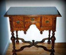 William & Mary Dressing Table