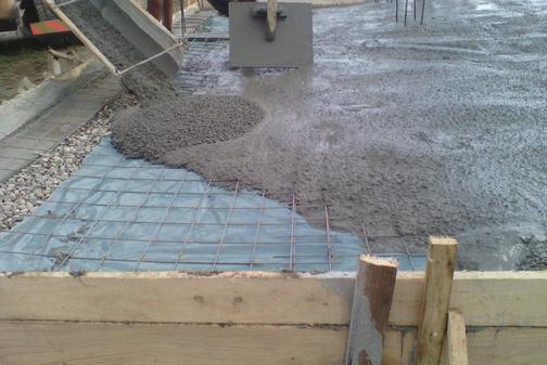 POUR CONCRETE SLAB SERVICE