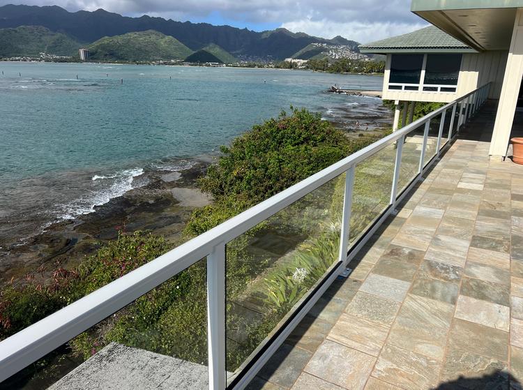 glass railing Honolulu, glass railing for deck Hawaii, Stainless steel Glass Railing, Glass Rail System, glass railing for stair Hawaii