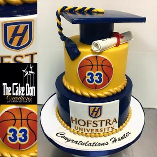 sports graduation cakes