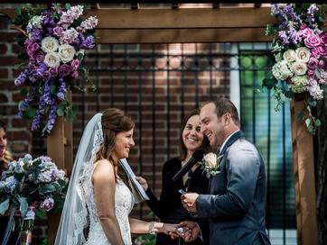 Consultations for having a friend as your wedding officiant