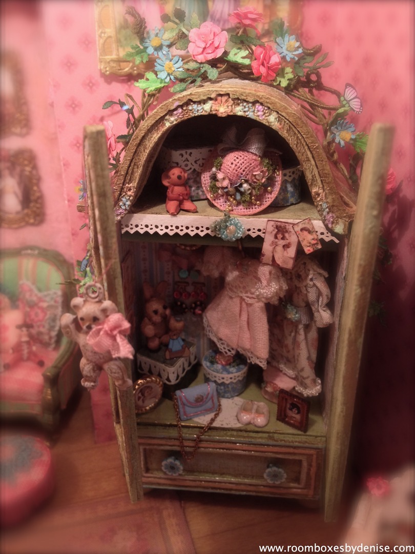 Half-inch scale  Jenn's Mini Worlds: A Dollhouse Miniaturist's Blog