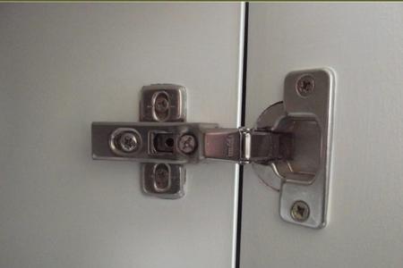 Door Hinge Replacement and Cost | McCarran Handyman Services