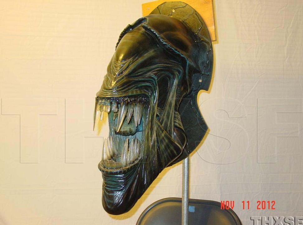 Bruce Hansing Life Size Queen Alien