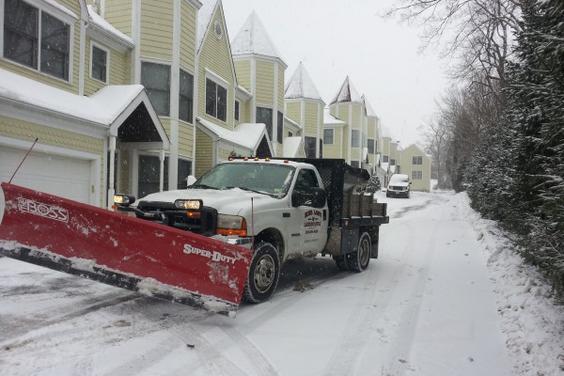 Reliable Snow Plowing Services Near Ralston Nebraska 724 Towing Services Omaha 