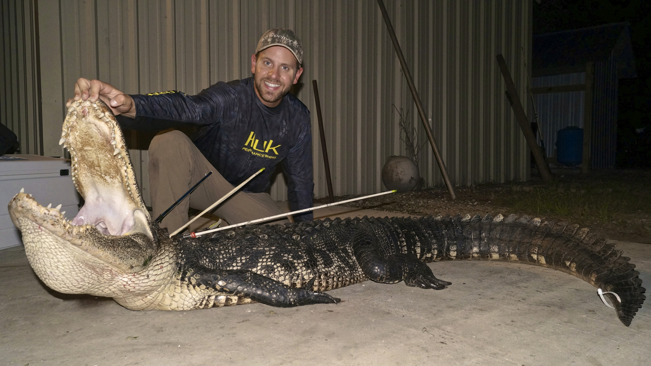 Renegade Bowfishing - Alligator Hunting, Bowfishing, Fishing Guide