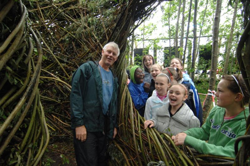 Patrick Dougherty at Sculpture in the Parklands.