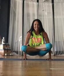 Private Yoga  Sandra Akins Healthy & Natural