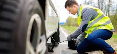 FLAT TIRE CHANGE SERVICES LAS VEGAS Flat Tire Change Services in the Palm of Your Hand