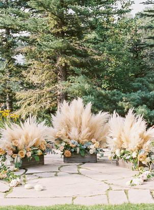 Summer wedding, Bella Lu Floral, Beaver Creek wedding florist, destination wedding florist