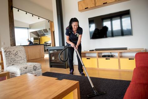 HOUSE PRE-SALE CLEANING SERVICES