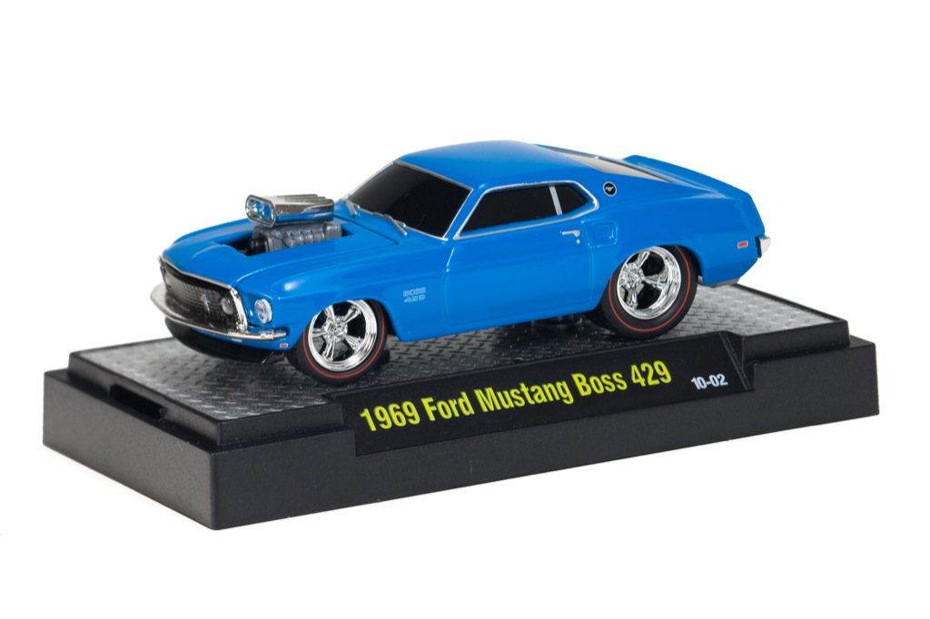 NP04 M2 Machines Ground Pounders 1970 Chevrolet Chevelle SS 5880 exp 
