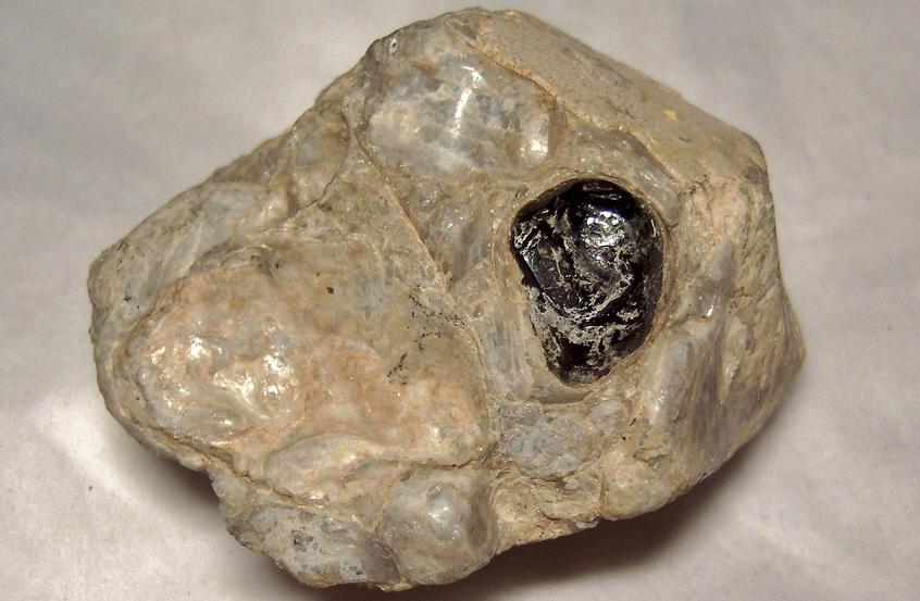 APACHE TEARS OBSIDIAN in perlite - Apache Tears locality, Picketpost Mountain area, Superior, Pinal County, Arizona, USA - for sale