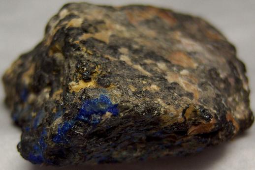 AZURITE, RHODONITE, FRANKLINITE MAGNETITE, fluorescing CALCITE - Sterling Mine, Sterling Hill, Franklin Mining District, Sussex County, New Jersey, USA