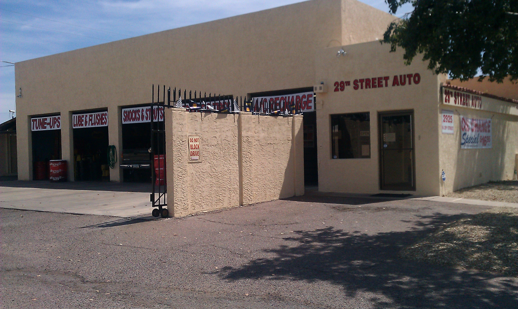 street shop Saul Centers Inc. - Northrock Shopping Center -Warrenton