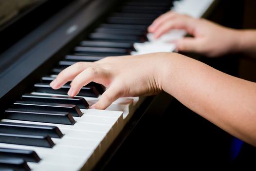 group piano lessons, piano lessons for kids, homeschool piano lessons, homeschool music class, Downingtown, Chester Springs, Glenmoore, Elverson, Pottstown, Malvern, Coatesville, West Chester