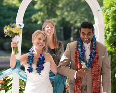 A Wedding that Shared Hindu Traditions at Centennial Lakes in Edina Minnesota
