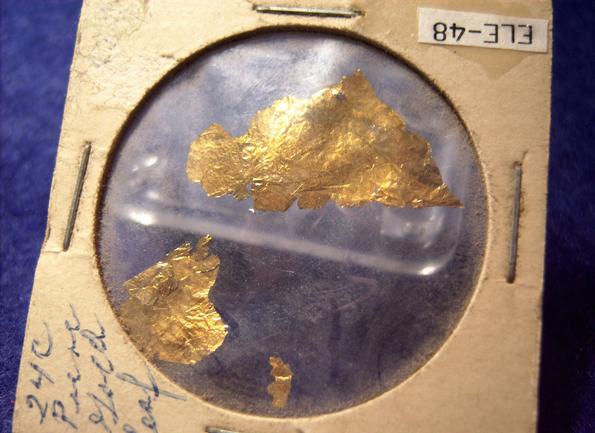 GOLD leaf - ex J and E Greene - unknown location