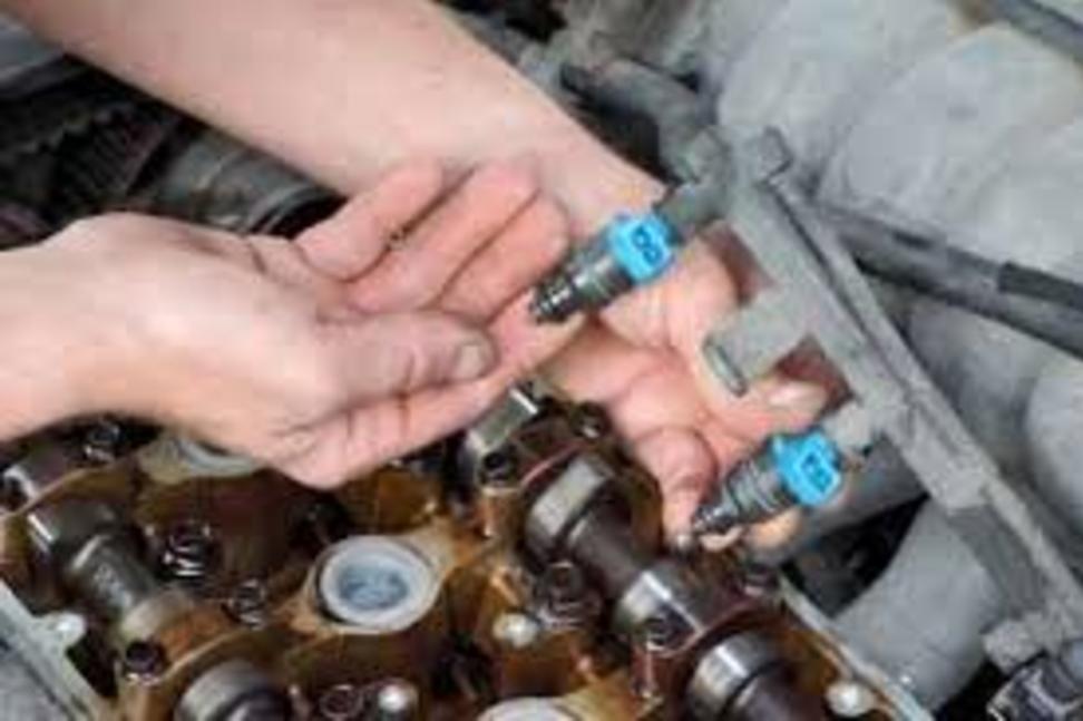 Fuel Injection or Fuel Filter Repair Services and Cost in Omaha NE | FX Mobile Mechanic Services