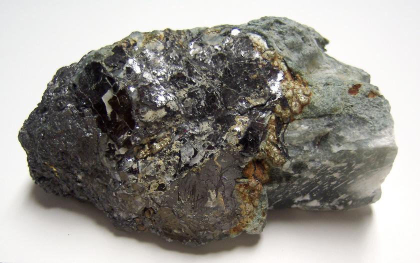 MAGNETITE, PYRITE, CHALCOPYRITE, AMPHIBOLE BYSSOLITE, CALCITE - French Creek Mines, St. Peters, Warwick Township, Chester County, Pennsylvania, USA - for sale