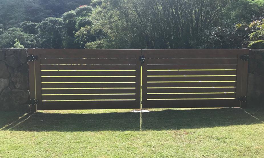 ISLAND RAILING & GATES LLC Gates Hawaii, Knotwood Gates