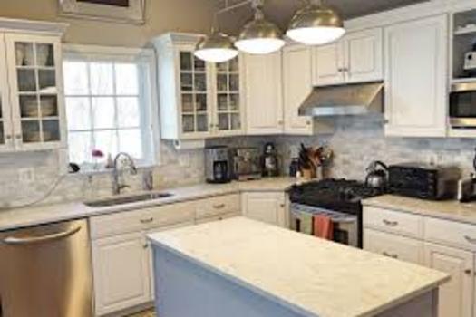 Kitchen Cabinets: Reface or Replace?