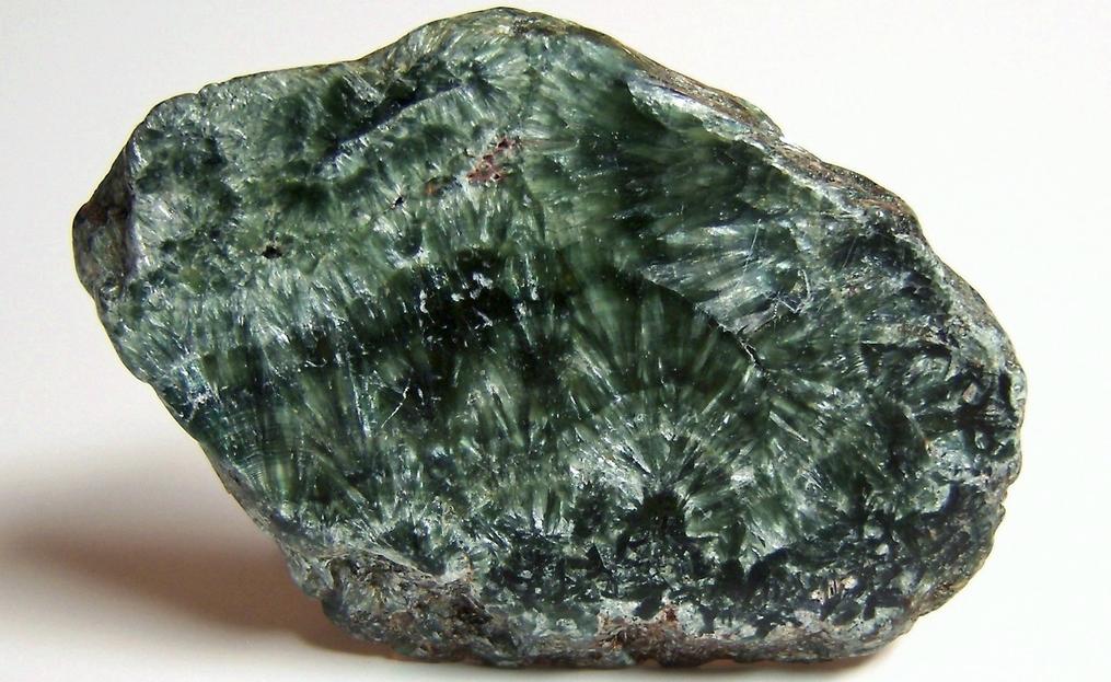 CLINOCHLORE SERAPHINITE - Korshunovskoye iron deposit (Korzunovskoe iron deposit; Korshunovskiy mine; Korshunovskiy open pit), Zheleznogorsk (Korshunikha), Irkutsk Oblast, Russia