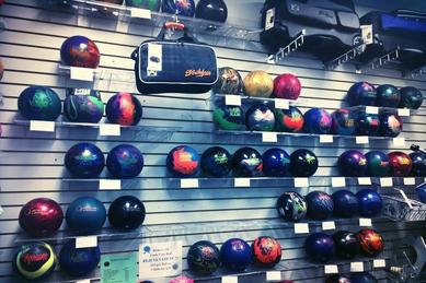 PRO SHOP — West Valley Bowl