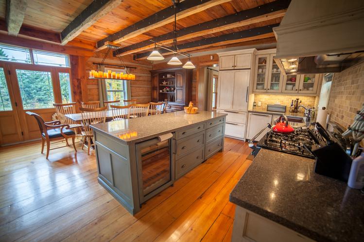 1830 S Log Cabin Blue Mountain Heaven