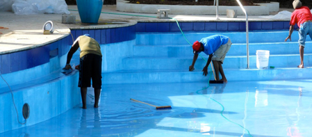 Pool cleaning pool service pool maintenance las vegas NV