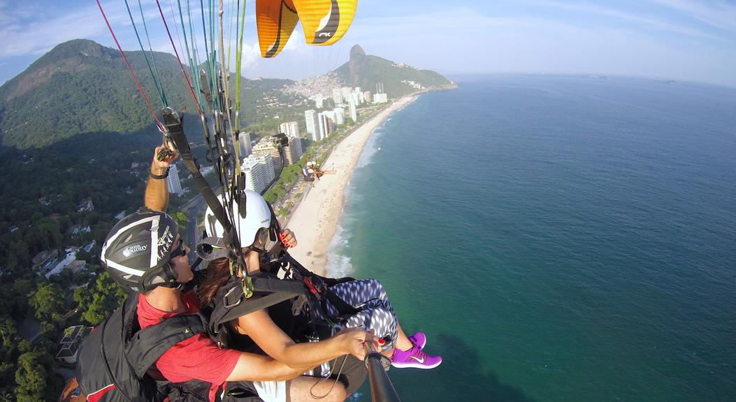 paragliding tandem flights in rio de janeiro