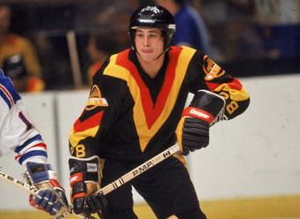 Rick Vaive  Montreal hockey, Nhl hockey players, Vancouver canucks