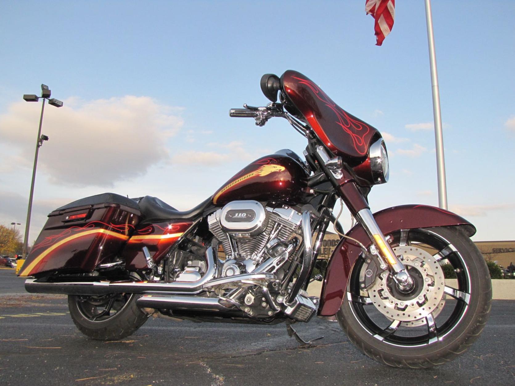 HARLEY-DAVIDSON CVO