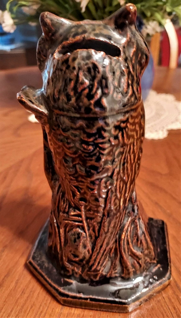 The White Hall Pottery Center, Greene County, Illinois