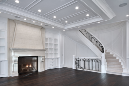 Beautiful detailed crown molding on home by Creative Associates in Branson