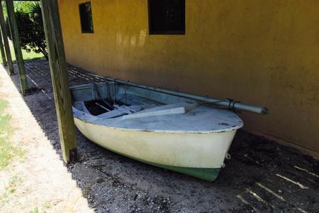 Boat Removal & Junk Boat Disposal Hauling in Lincoln NE | LNK Junk Removal