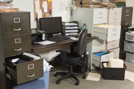 Office Junk Used Office Furniture Removal Office Desk Chair Junk Hauling Service and Cost | Lincoln NE | LNK Junk Removal