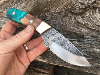 How to make a custom Hunter knife with etched blade texture and hybrid handles. www.DIYeasycrafts.com