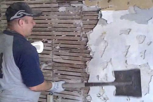 Affordable Lathe Wall Removal in Omaha NE | Omaha Junk Disposal