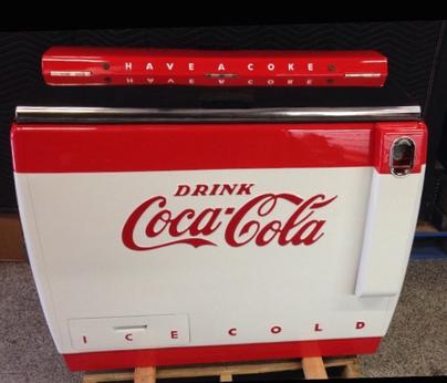 Coca-Cola Cavalier Chest Cooler antique soda machine