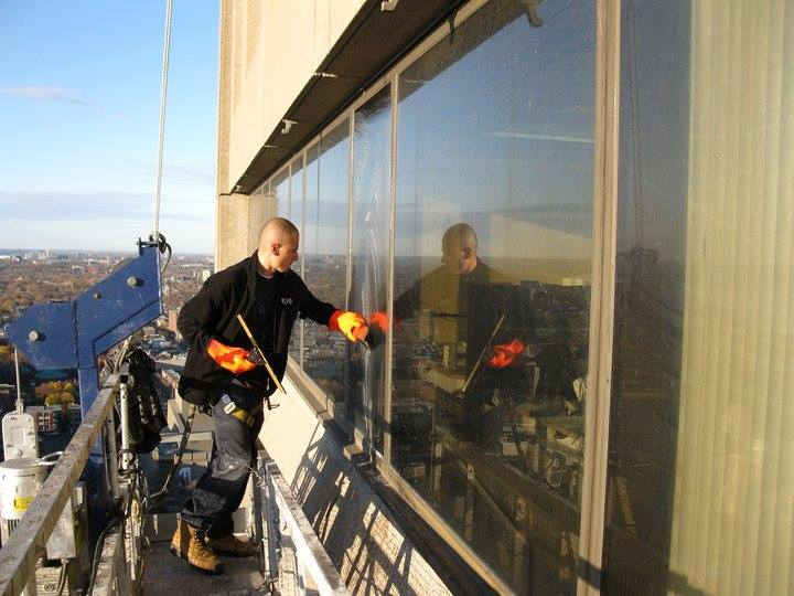 Laveur de vitres — Wikipédia