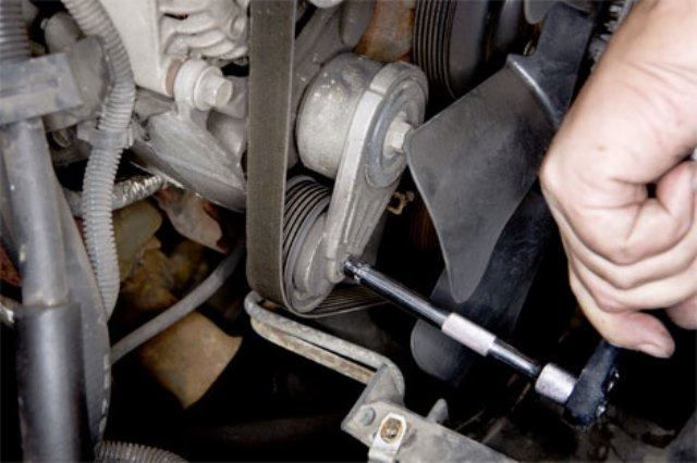 Serpentine Belt Service