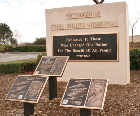 Bronze Plaques And Art Pechmann Memorials