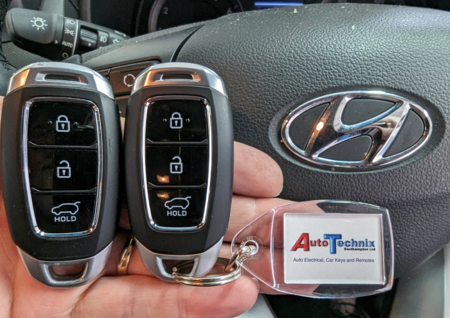 Two Hyundai proximity remote keys