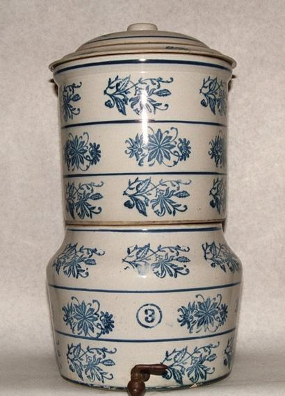 Vintage IDEAL 8 Stoneware Crock / Bowl / Pot - Bail Handle Blue Glaze  Inside