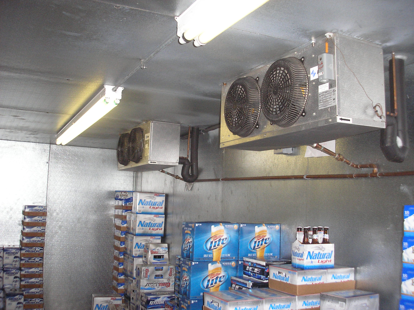 Walk Ins Refrigeration Display Doors And Shelving Ccm Corporation