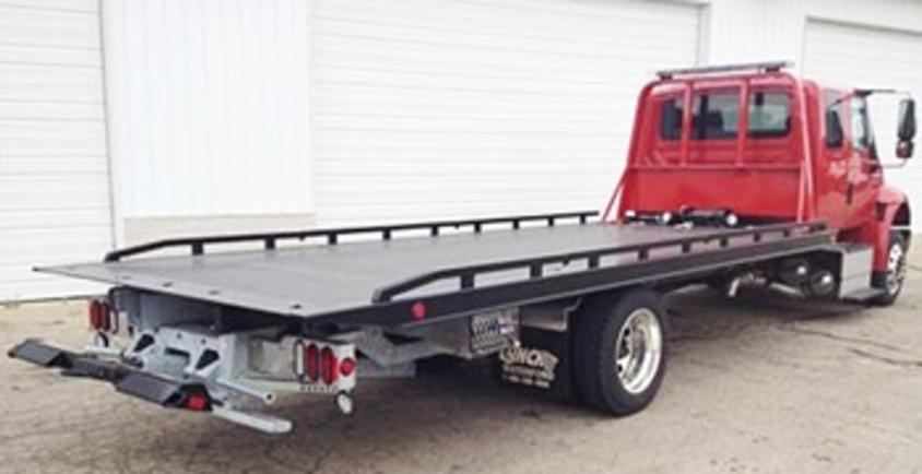 Rollback Towing Services and Cost Omaha, NE| 724 Towing Service Omaha