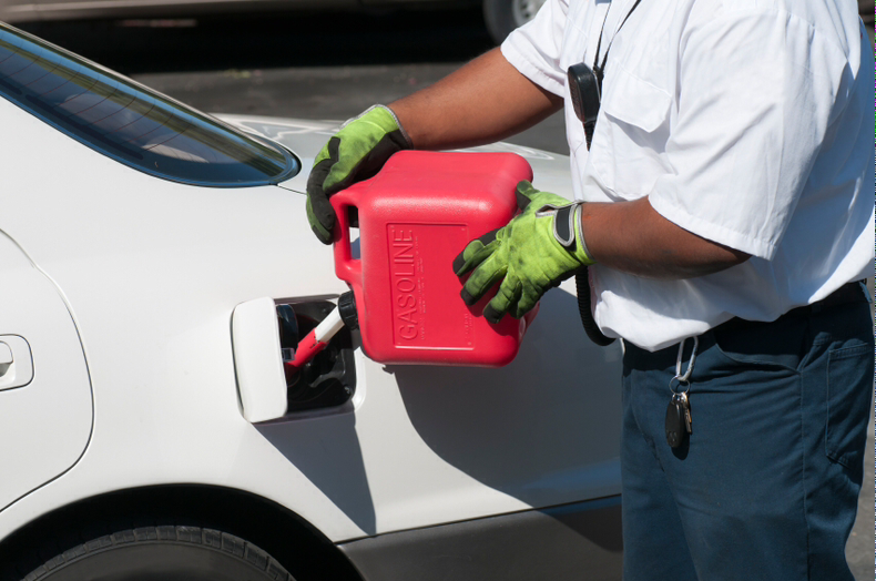 Mobile Out of Gas Help Services and Cost in Las Vegas NV| Aone Mobile Mechanics