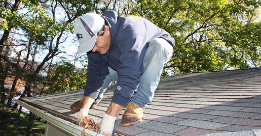 GUTTER CLEANING GUTTER REPAIR STAPLEHURST NEBRASKA