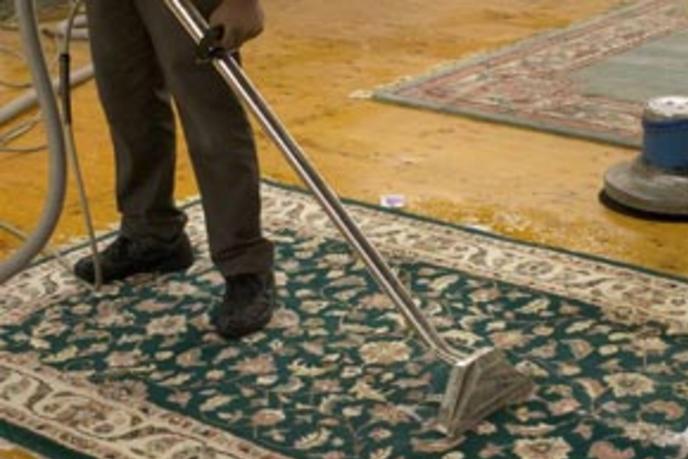 Home or Business Area Rug Cleaning and Restoration Service in Omaha NE – Price Cleaning Services Omaha